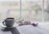 “마음부터 건강하게: 국내외 주목받는 ‘마음 챙김’ 트렌드와 일상 속 적용법” white ceramic teacup on white ceramic saucer on table
